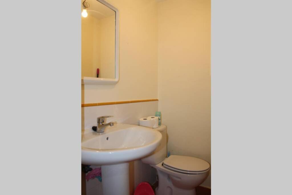 ビリャヌアDuplex Con Jardin En Pirineos, Totalmente Equipadoアパートメント エクステリア 写真